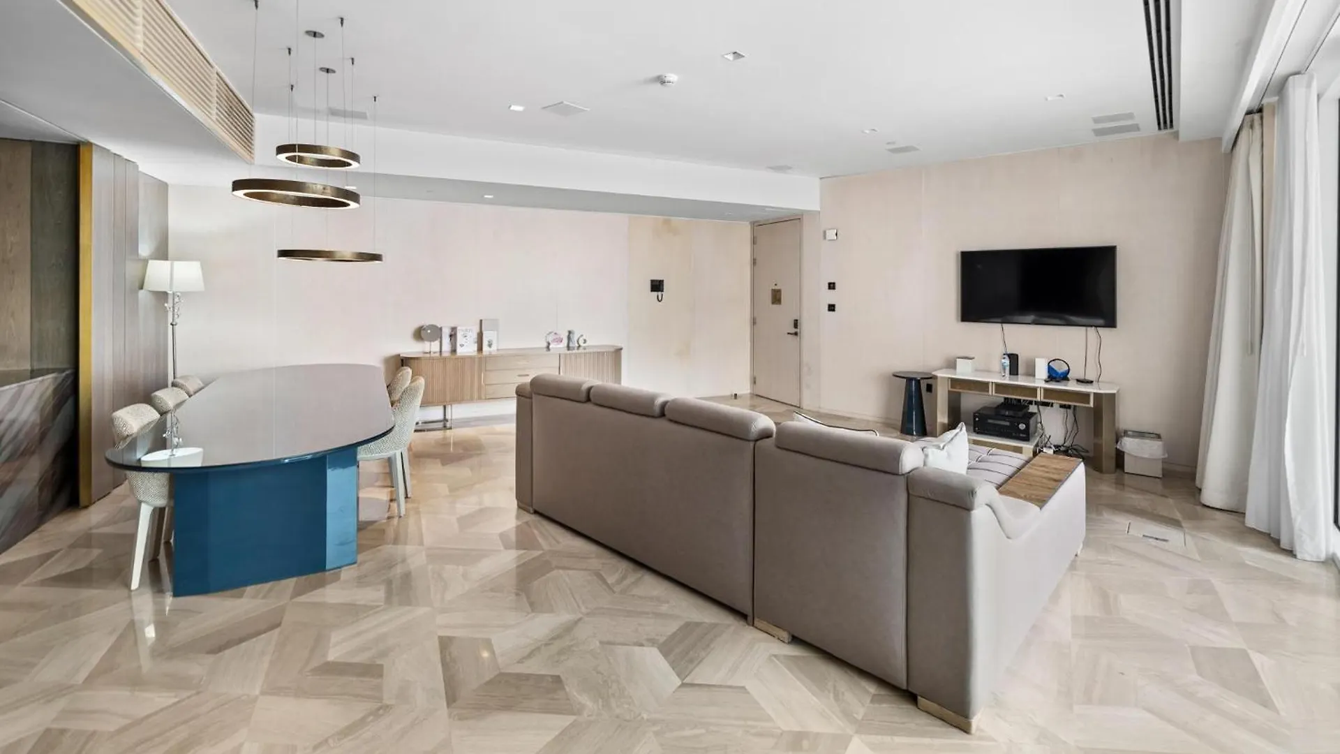 Five Palm Residences Sea View Dubai 0*,