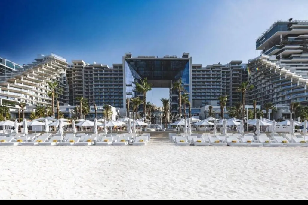 アパート Five Palm Residences Sea View ドバイ アラブ首長国連邦