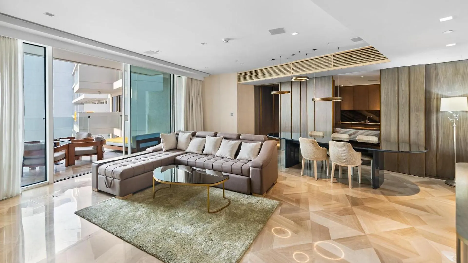 Five Palm Residences Sea View ドバイ アラブ首長国連邦